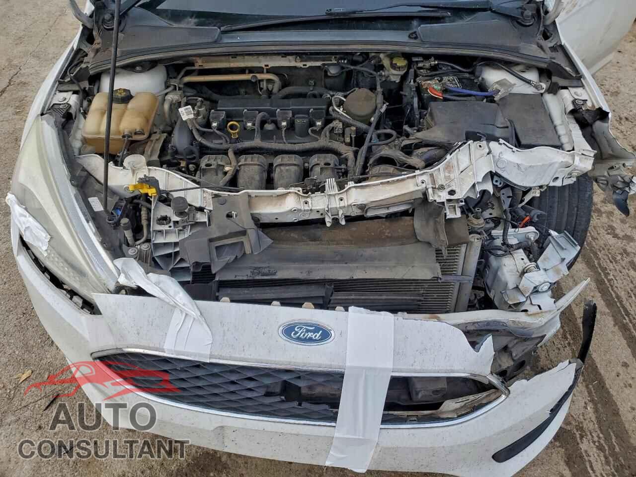 FORD FOCUS 2016 - 1FADP3K27GL283217