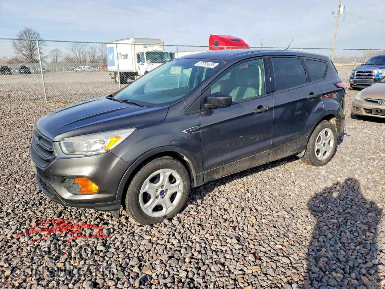 FORD ESCAPE 2017 - 1FMCU0F73HUD97287