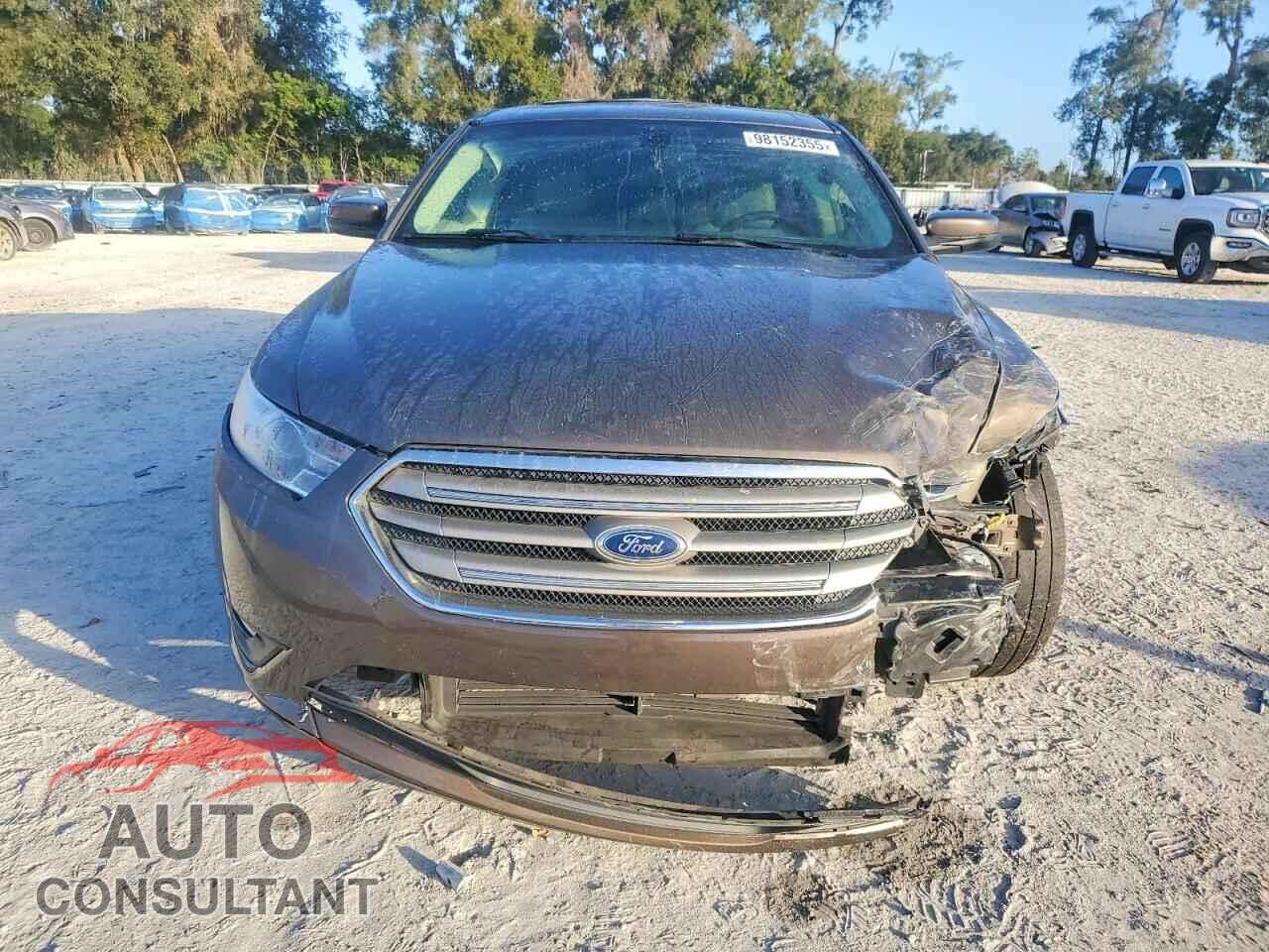 FORD TAURUS 2015 - 1FAHP2E84FG181246