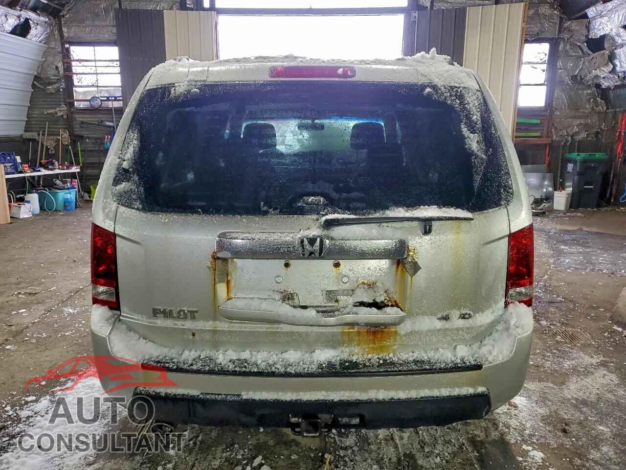HONDA PILOT 2009 - 5FNYF48559B034586