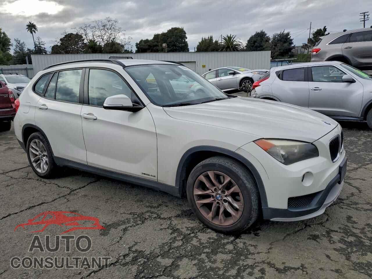 BMW X1 2015 - WBAVL1C59FVY24873