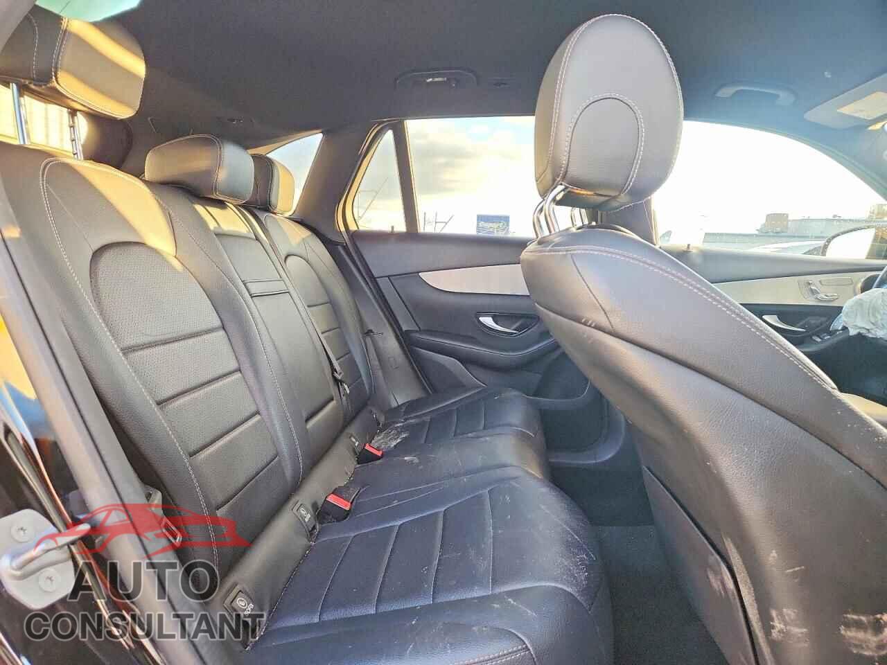 MERCEDES-BENZ GLC-CLASS 2020 - W1N0G8DB1LF800984