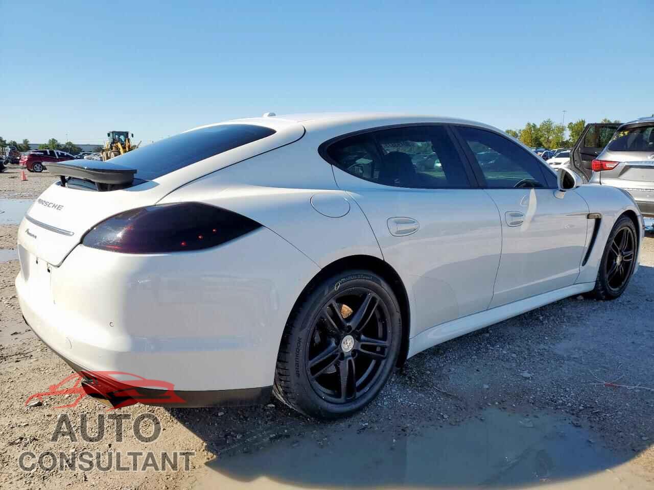 PORSCHE PANAMERA 2011 - WP0AA2A72BL012712