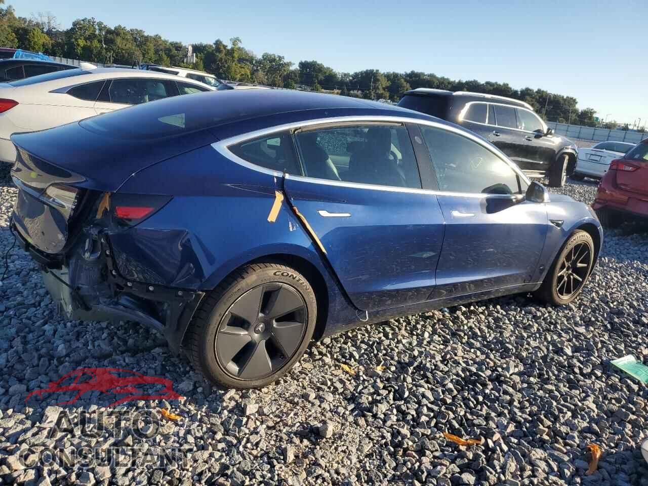 TESLA MODEL 3 2018 - 5YJ3E1EA5JF013688