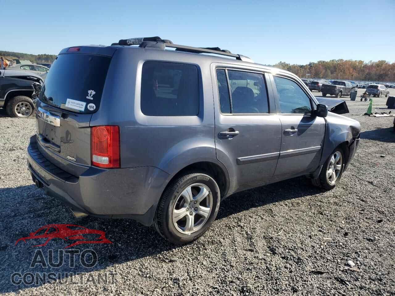 HONDA PILOT 2015 - 5FNYF4H49FB033752