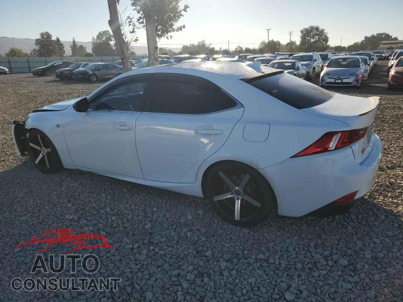 LEXUS IS 2014 - JTHBF1D24E5036890