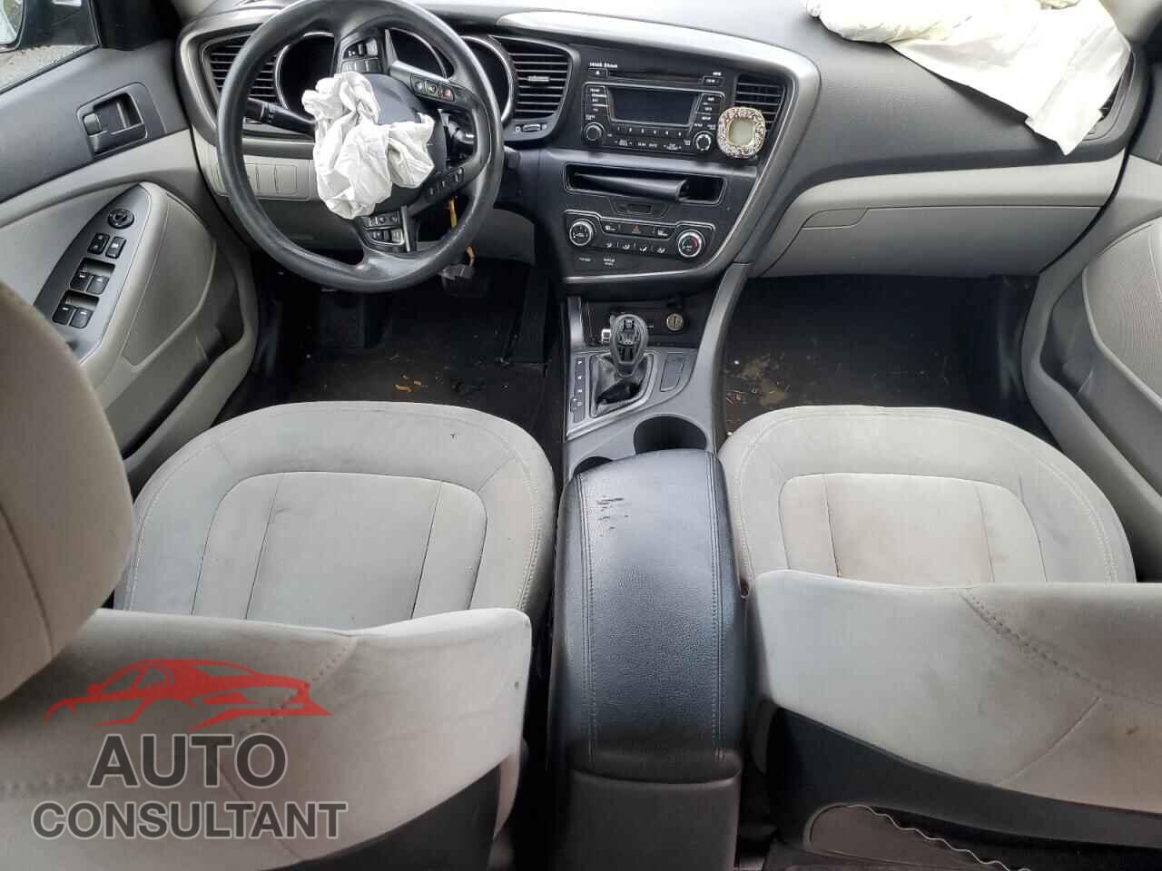 KIA OPTIMA 2011 - KNAGM4A76B5061202