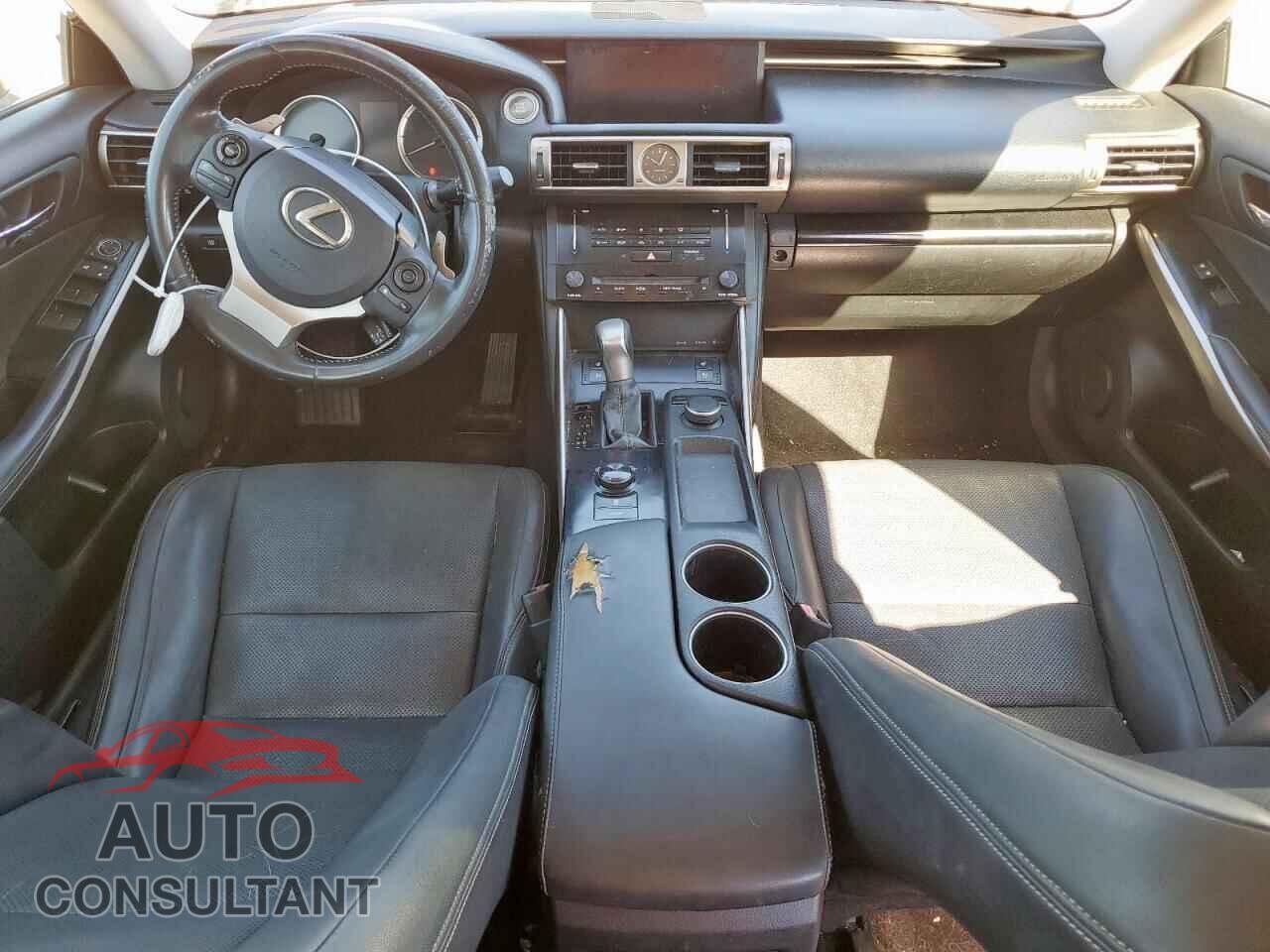 LEXUS IS 2014 - JTHBF1D21E5024552