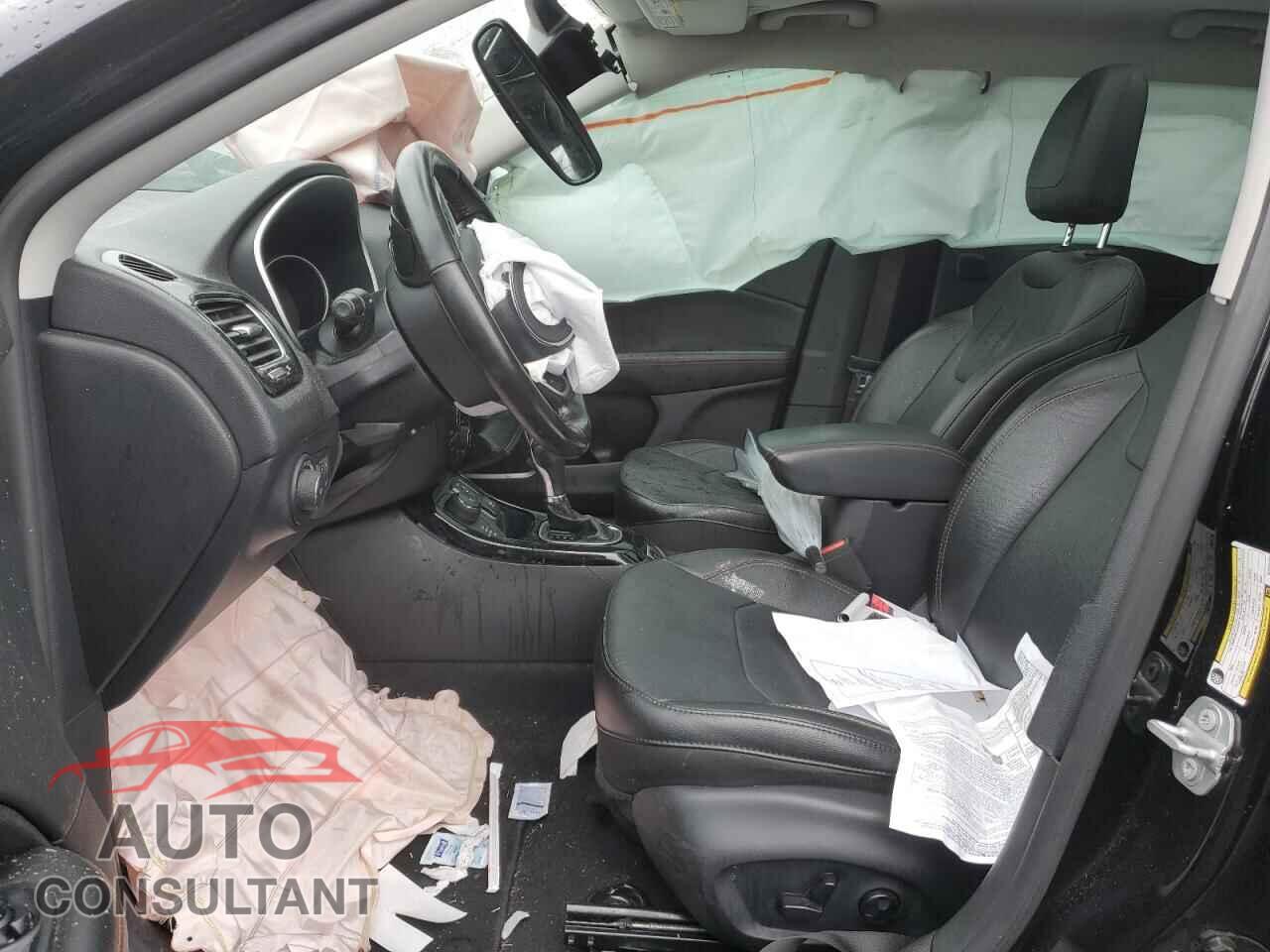 JEEP COMPASS 2021 - 3C4NJDCB2MT562496
