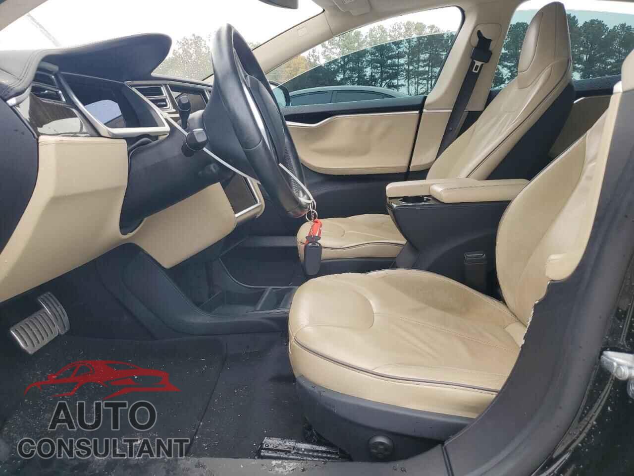 TESLA MODEL S 2013 - 5YJSA1CP2DFP11579