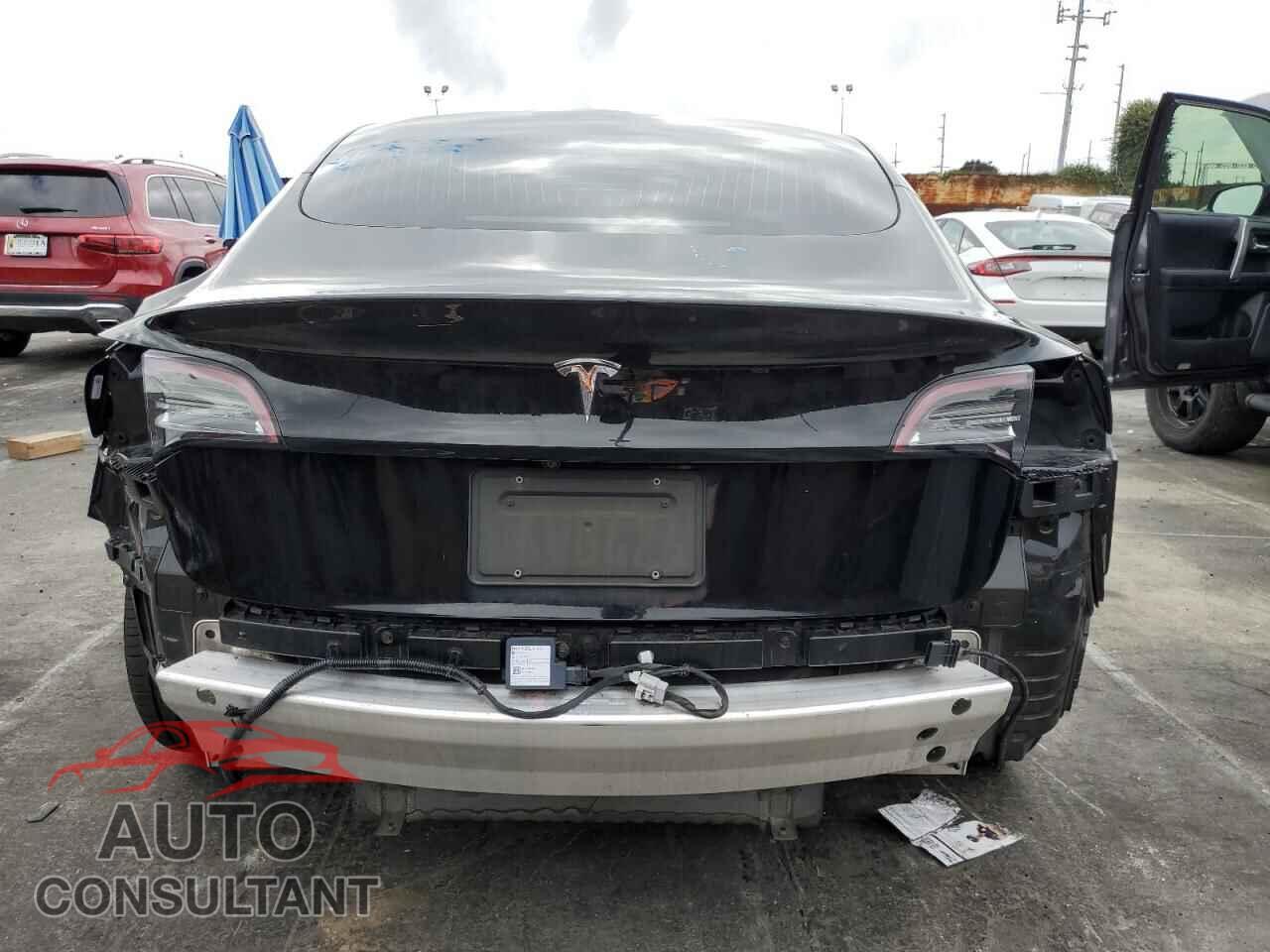 TESLA MODEL 3 2020 - 5YJ3E1EA4LF806063