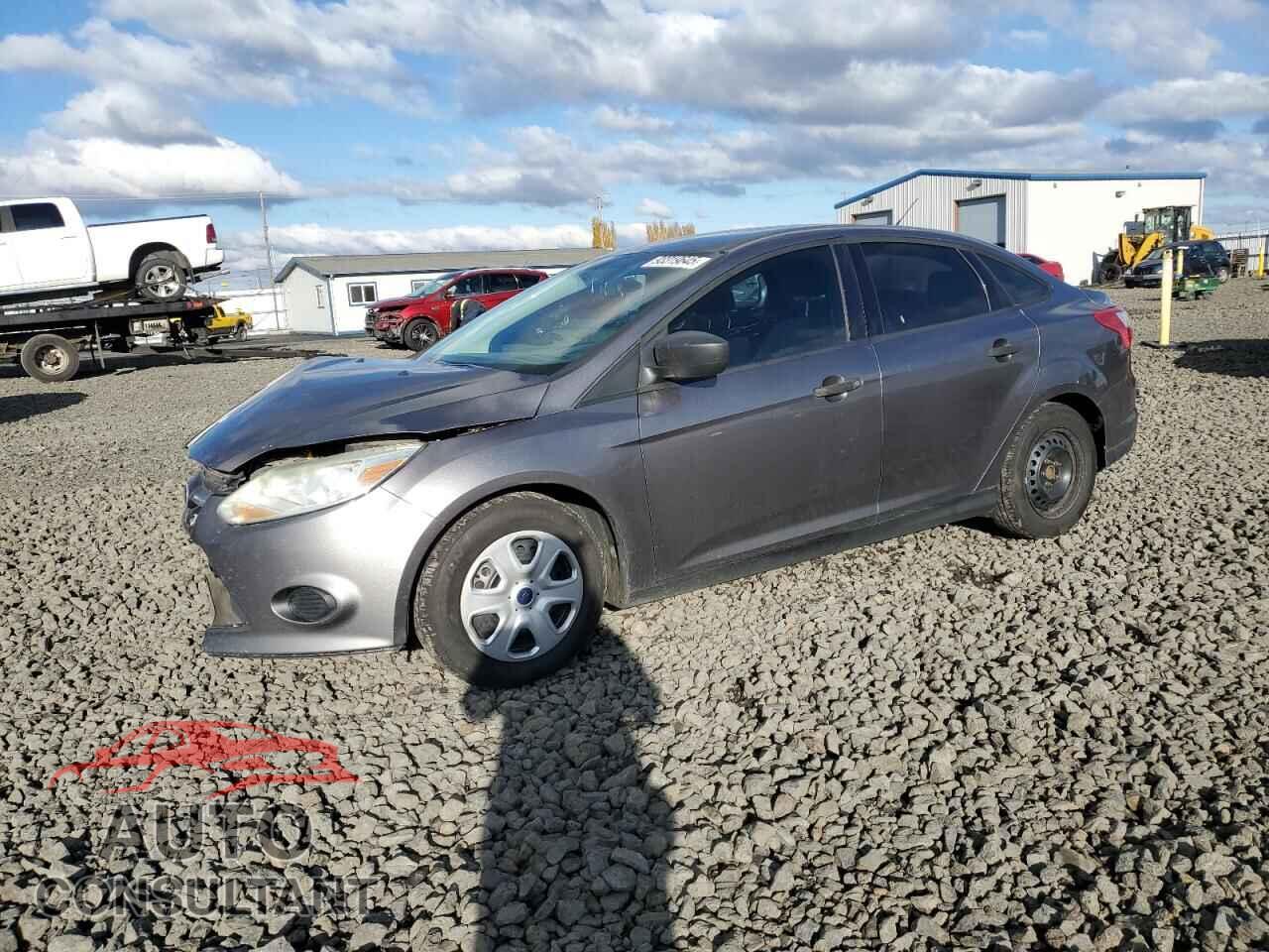 FORD FOCUS 2013 - 1FADP3E20DL144943