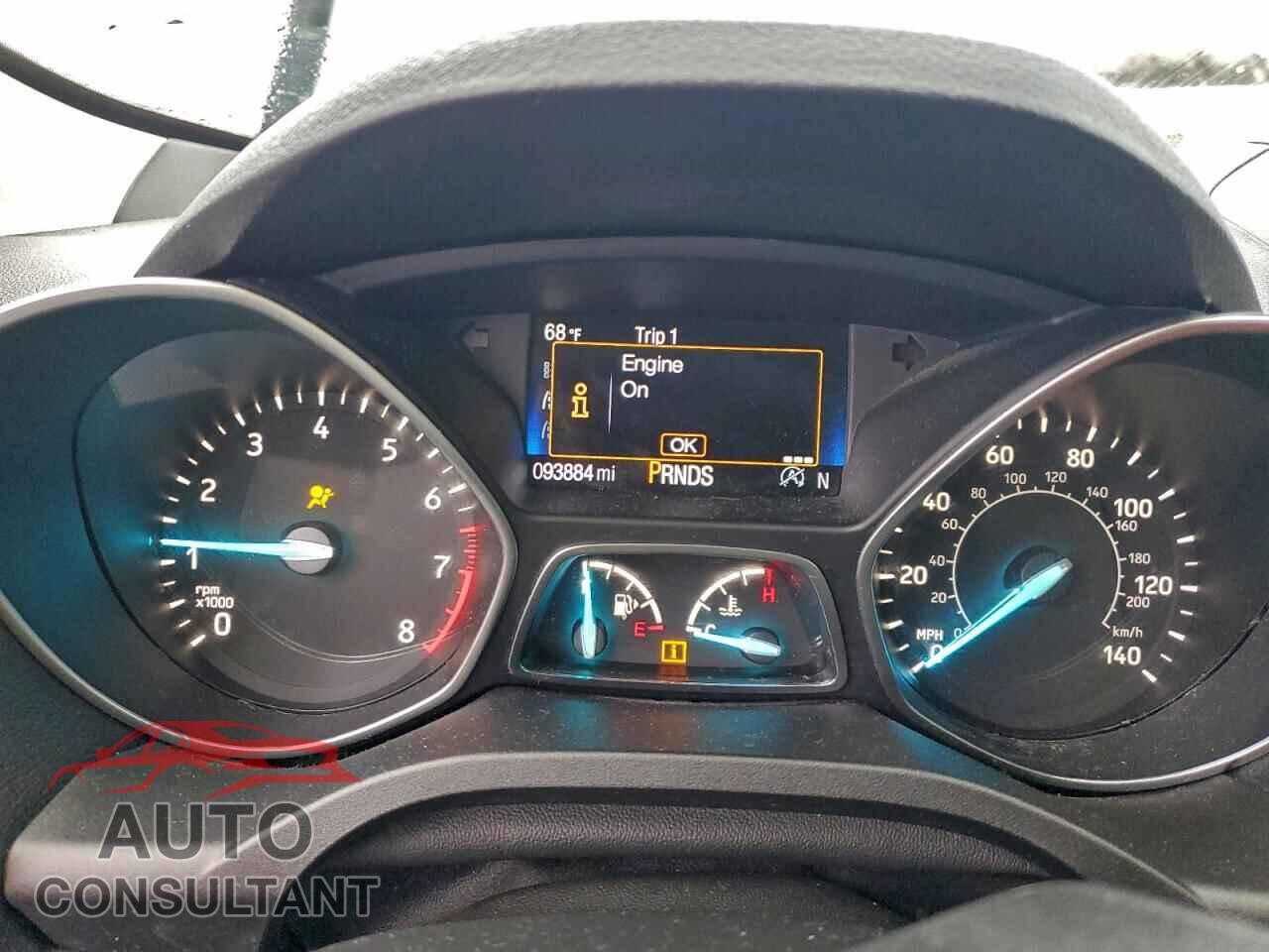 FORD ESCAPE 2017 - 1FMCU0JD6HUC92837