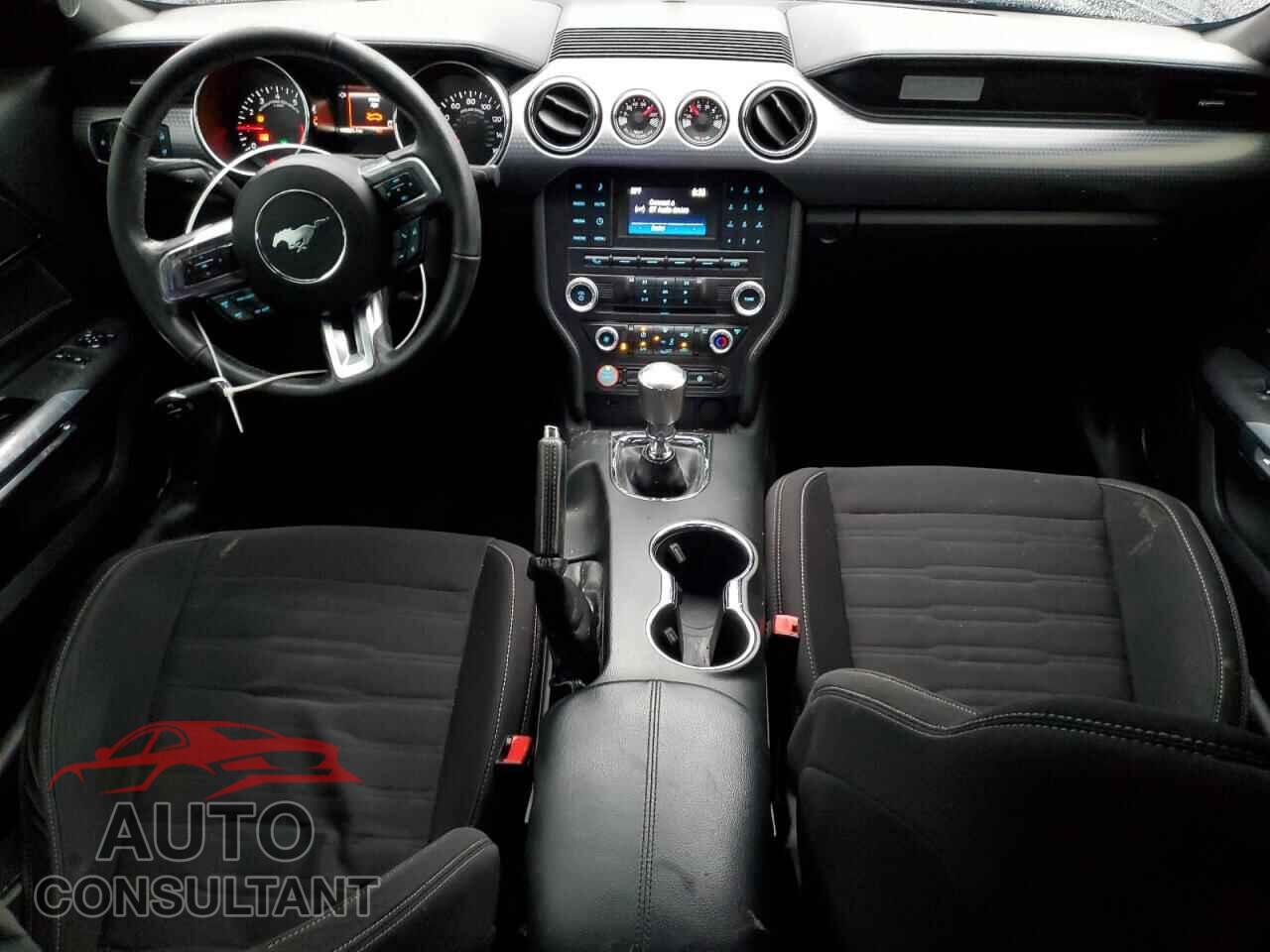 FORD MUSTANG 2017 - 1FA6P8CF2H5353557