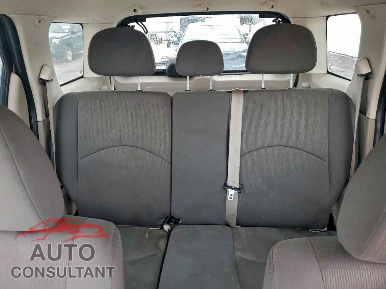 MAZDA TRIBUTE 2011 - 4F2CY0C76BKM04927