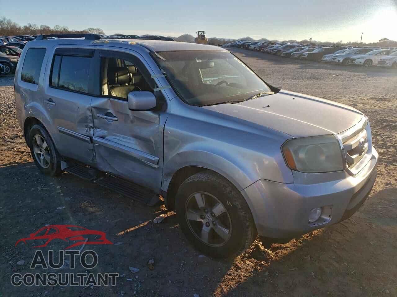 HONDA PILOT 2011 - 5FNYF4H72BB005277