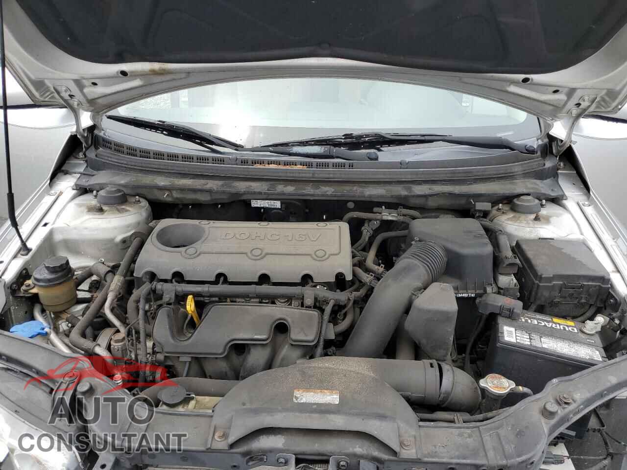 KIA FORTE 2012 - KNAFT4A2XC5559407