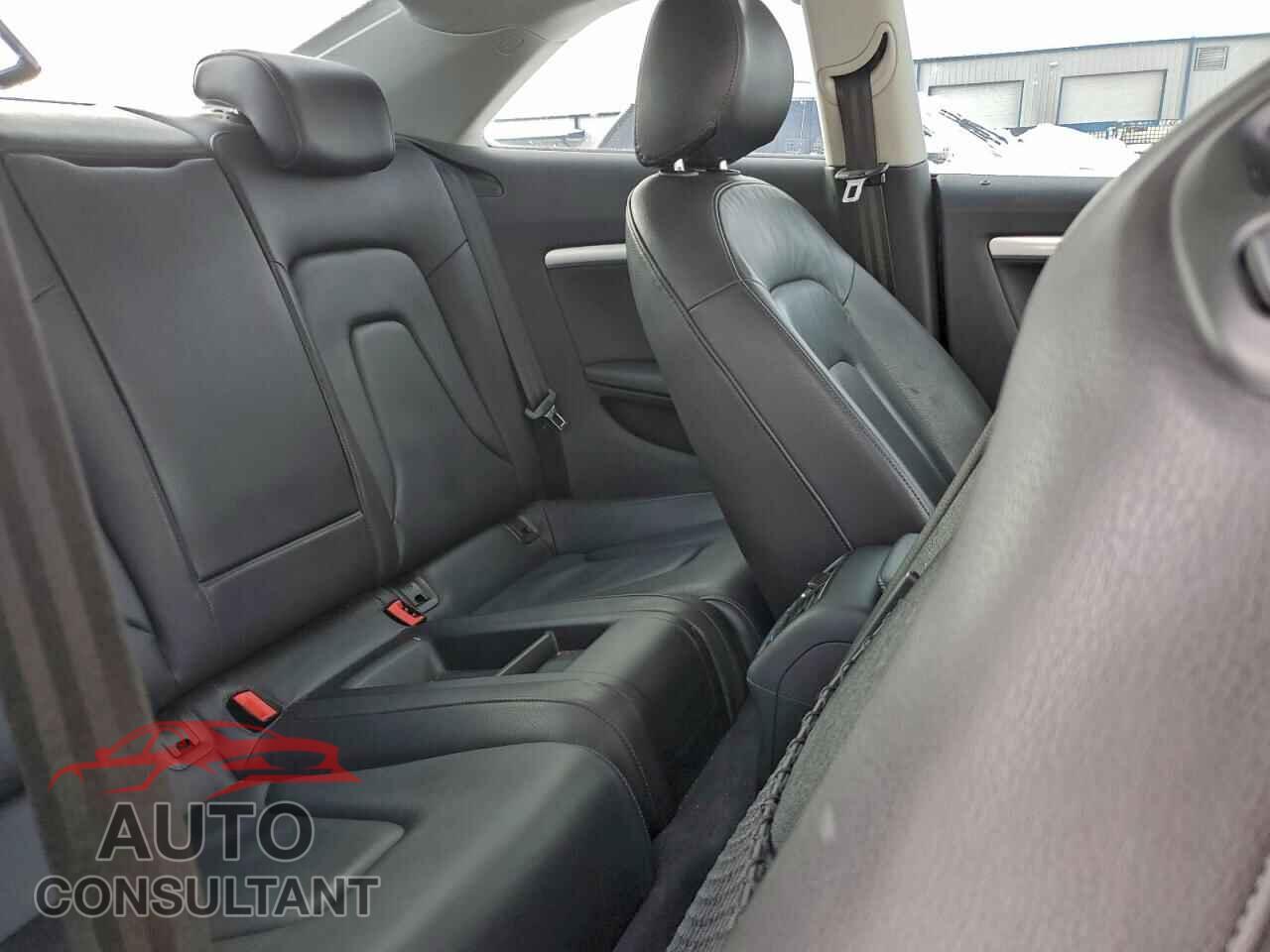 AUDI A5 2011 - WAURFAFR5BA002614