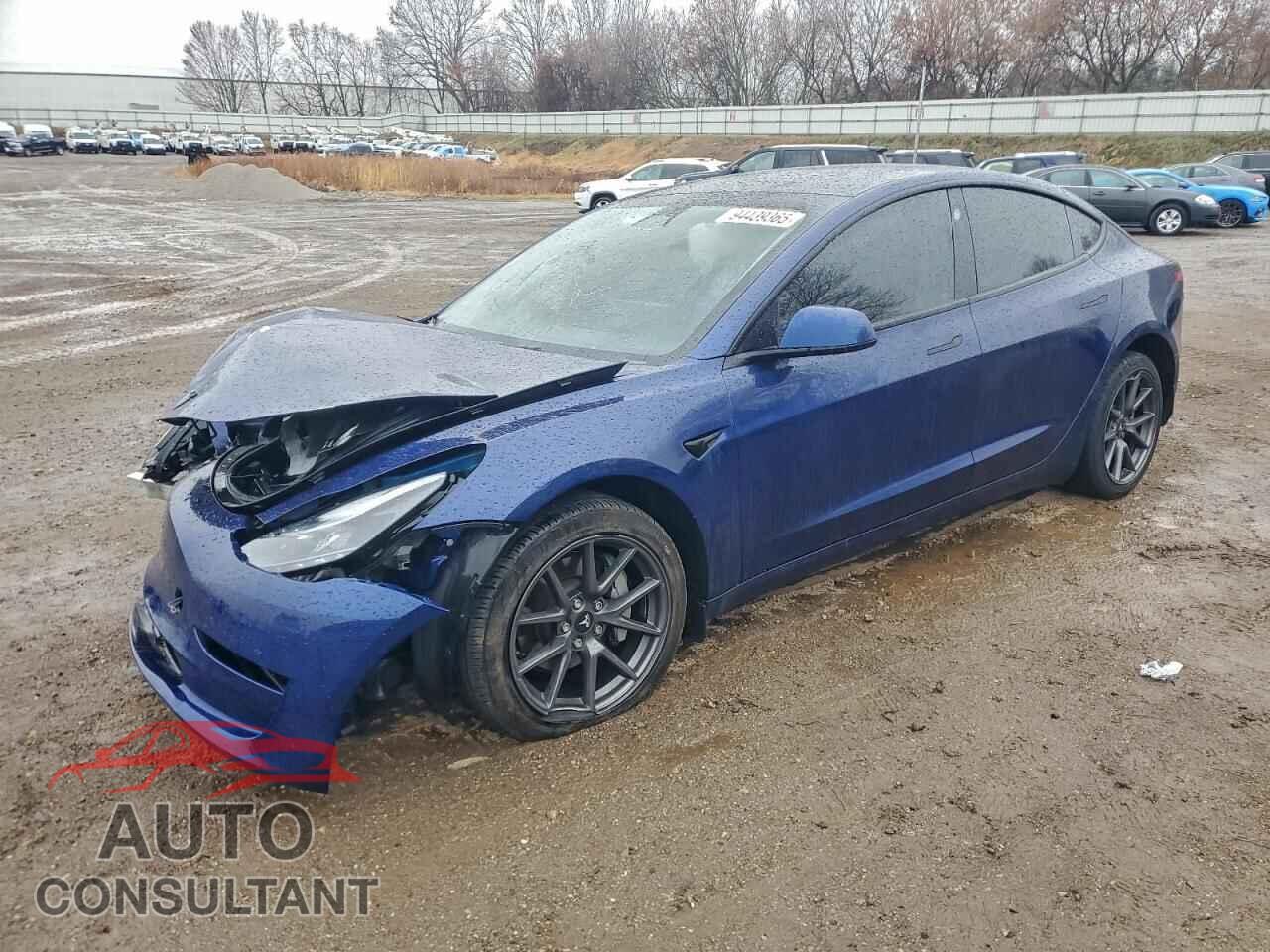 TESLA MODEL 3 2023 - 5YJ3E1EA4PF484871