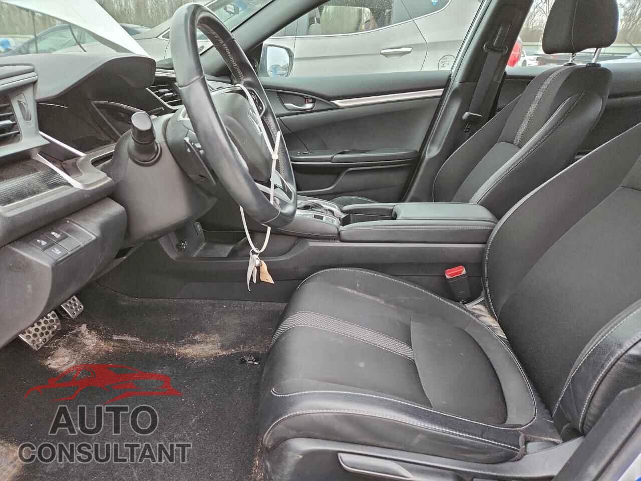 HONDA CIVIC 2019 - 2HGFC2F83KH584016