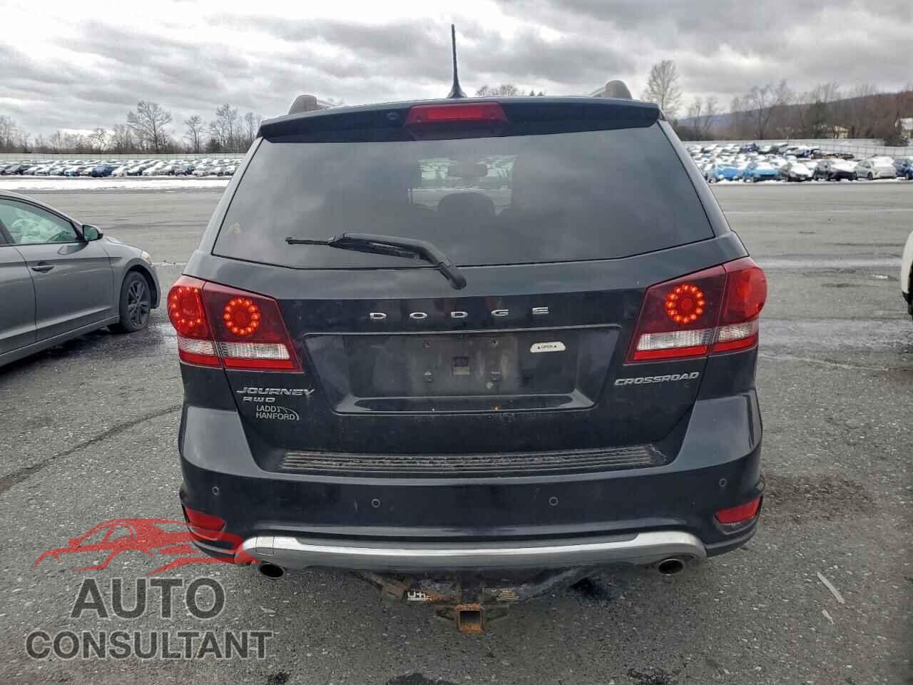 DODGE JOURNEY 2015 - 3C4PDDGG7FT589346