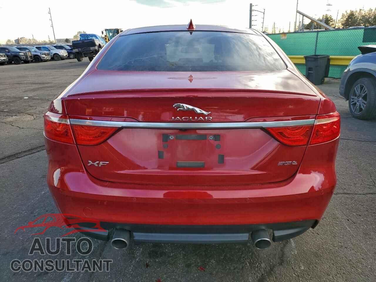 JAGUAR XF 2017 - SAJBF4BVXHCY27622