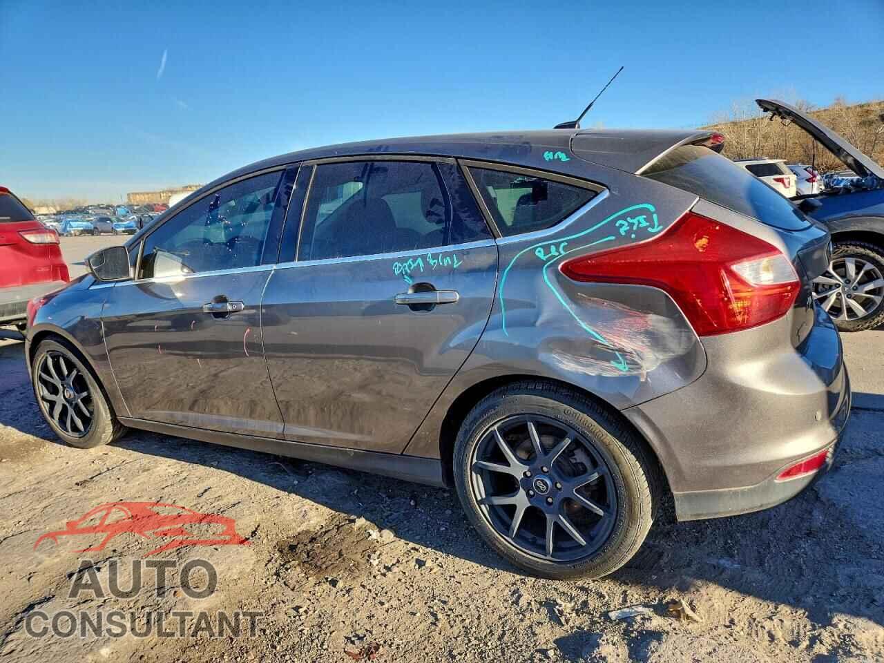 FORD FOCUS 2012 - 1FAHP3N22CL408616