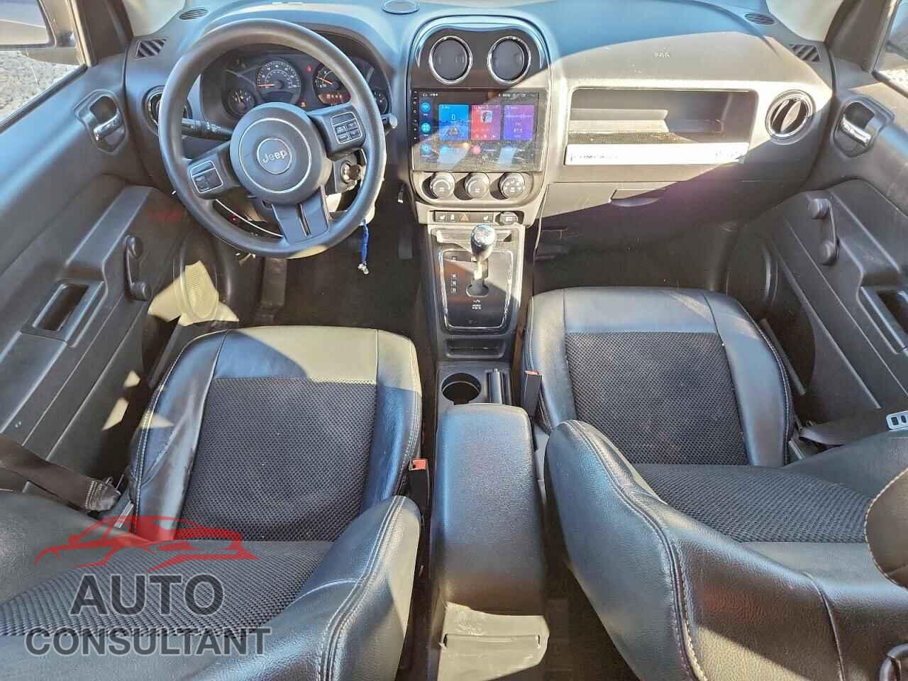 JEEP COMPASS 2015 - 1C4NJCBAXFD437337