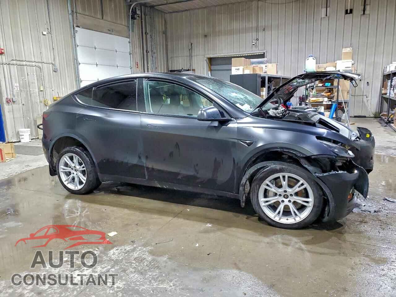 TESLA MODEL Y 2023 - 7SAYGDEEXPF802063