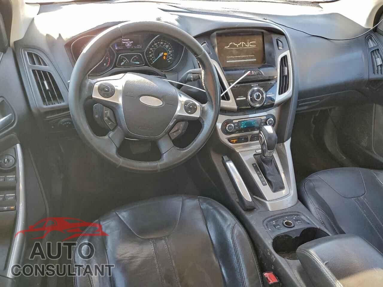 FORD FOCUS 2012 - 1FAHP3M25CL473896