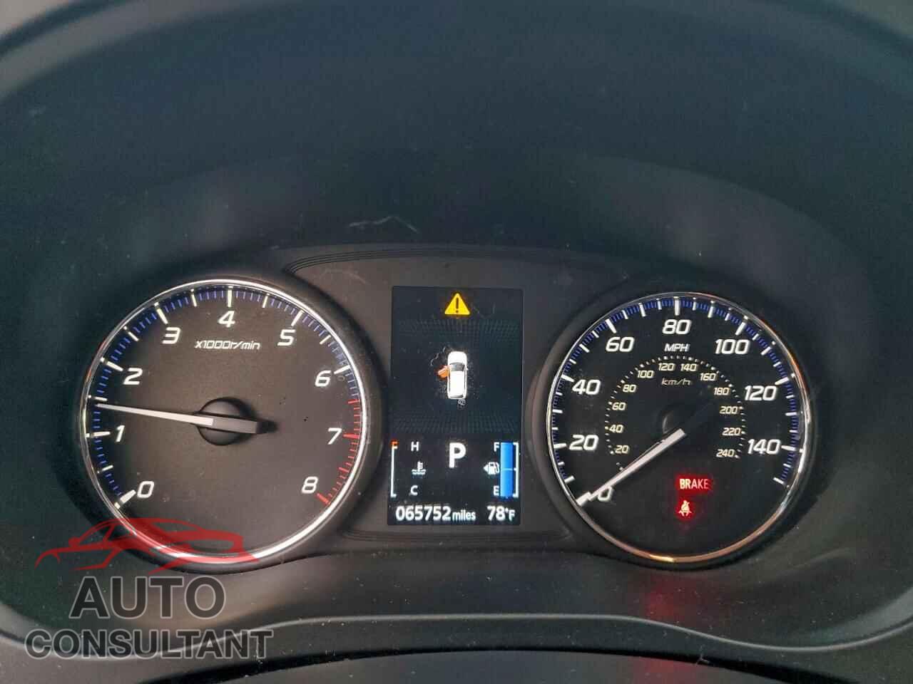 MITSUBISHI OUTLANDER 2018 - JA4AD3A3XJZ061141