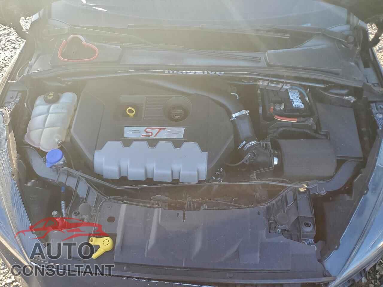FORD FOCUS 2017 - 1FADP3L93HL208673