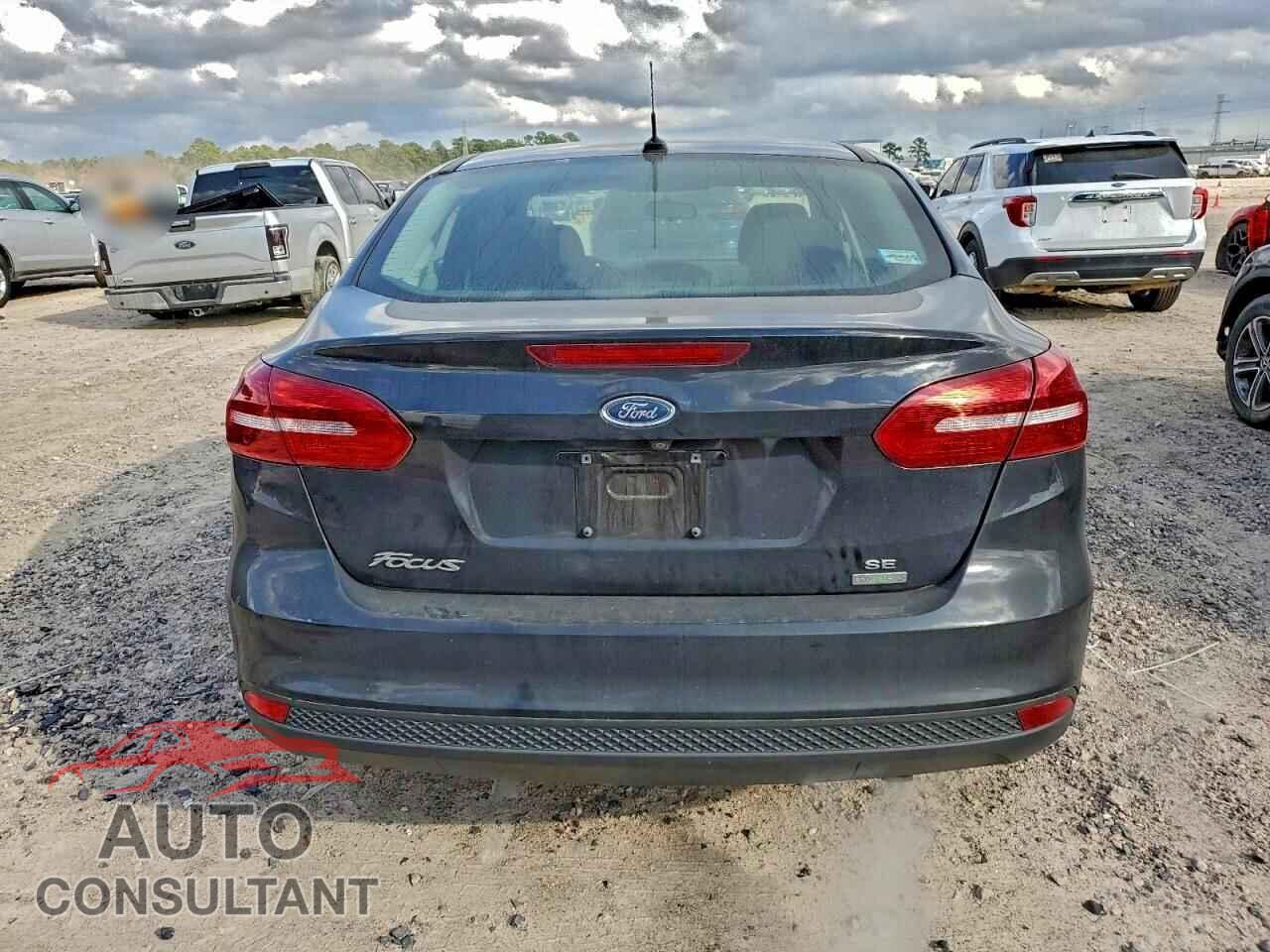 FORD FOCUS 2017 - 1FADP3FE6HL326404