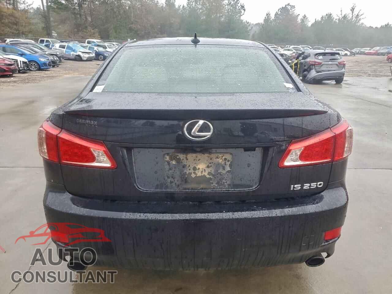 LEXUS IS 2011 - JTHBF5C29B5147844