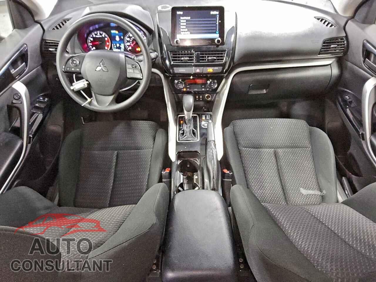 MITSUBISHI ECLIPSE 2024 - JA4ATVAA1RZ060775