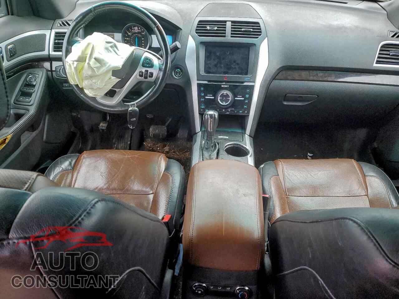 FORD EXPLORER 2011 - 1FMHK8F82BGA48081