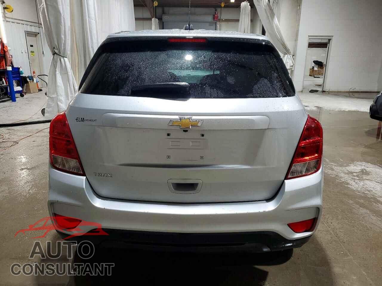 CHEVROLET TRAX 2020 - KL7CJKSB8LB321021