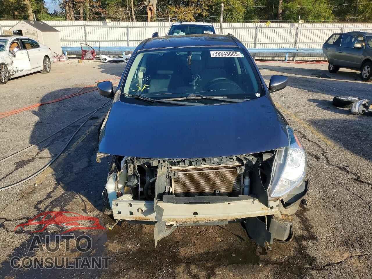NISSAN VERSA 2019 - 3N1CN7AP3KL815739