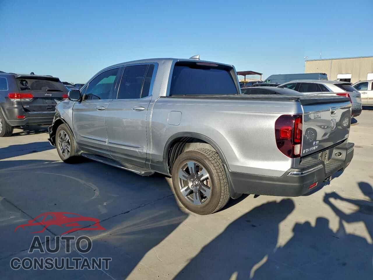 HONDA RIDGELINE 2018 - 5FPYK3F61JB015921