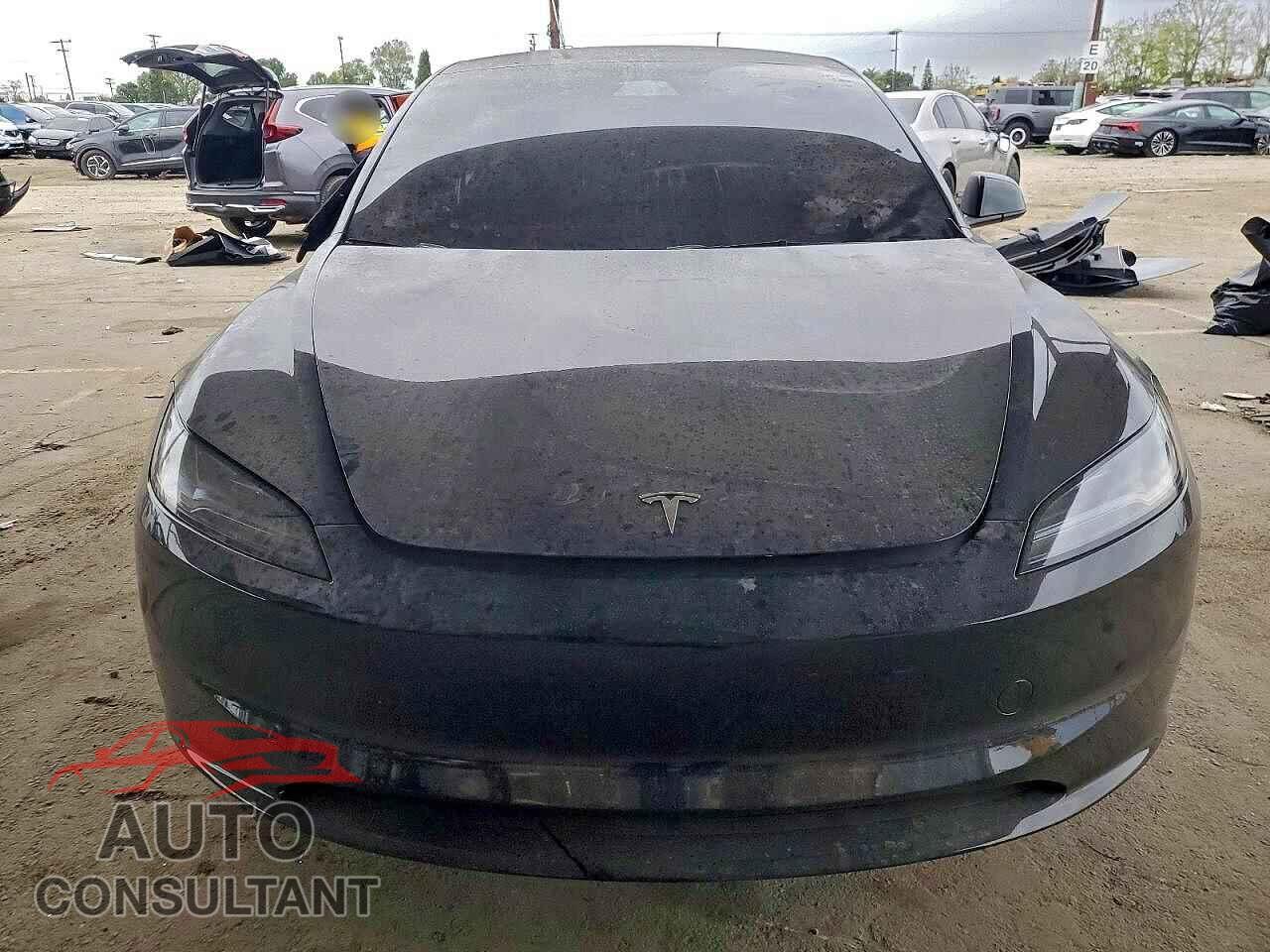 TESLA MODEL 3 2025 - 5YJ3E1EA8SF894680