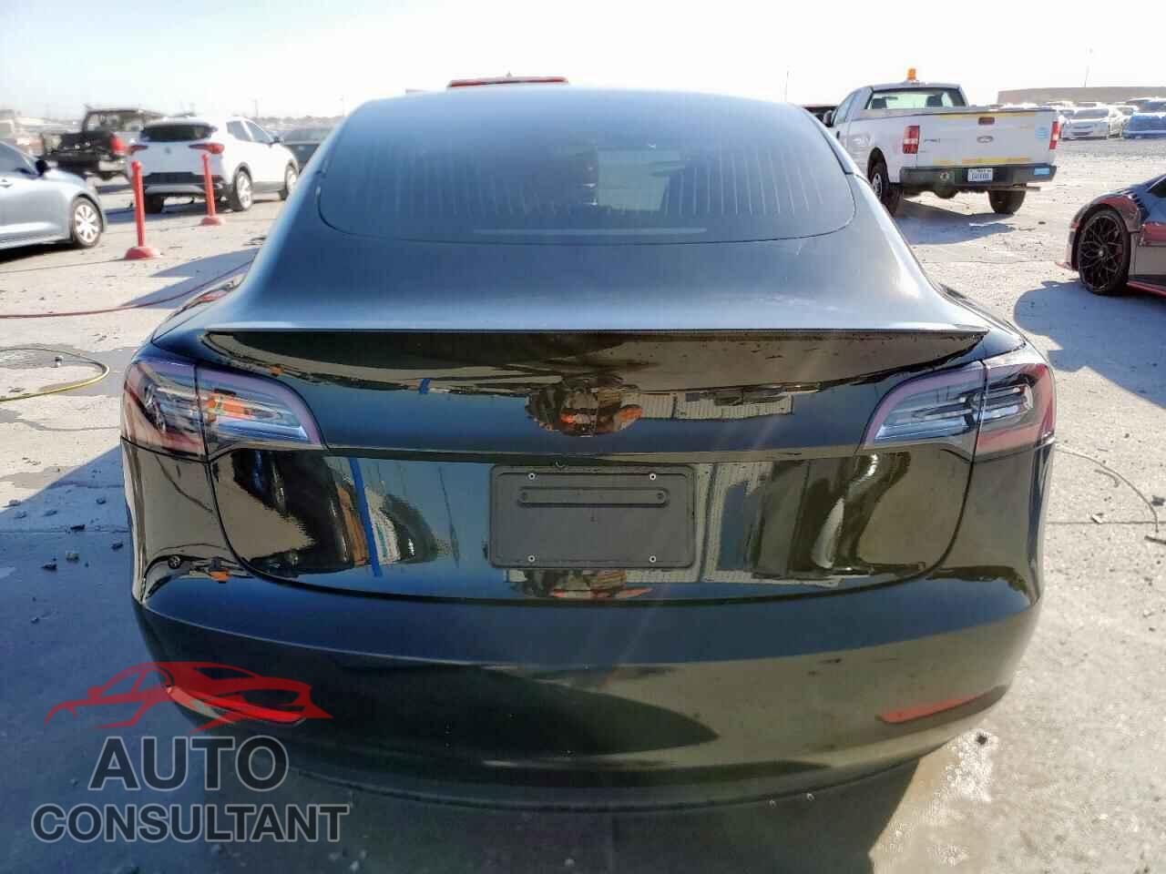 TESLA MODEL 3 2023 - 5YJ3E1EA4PF438893