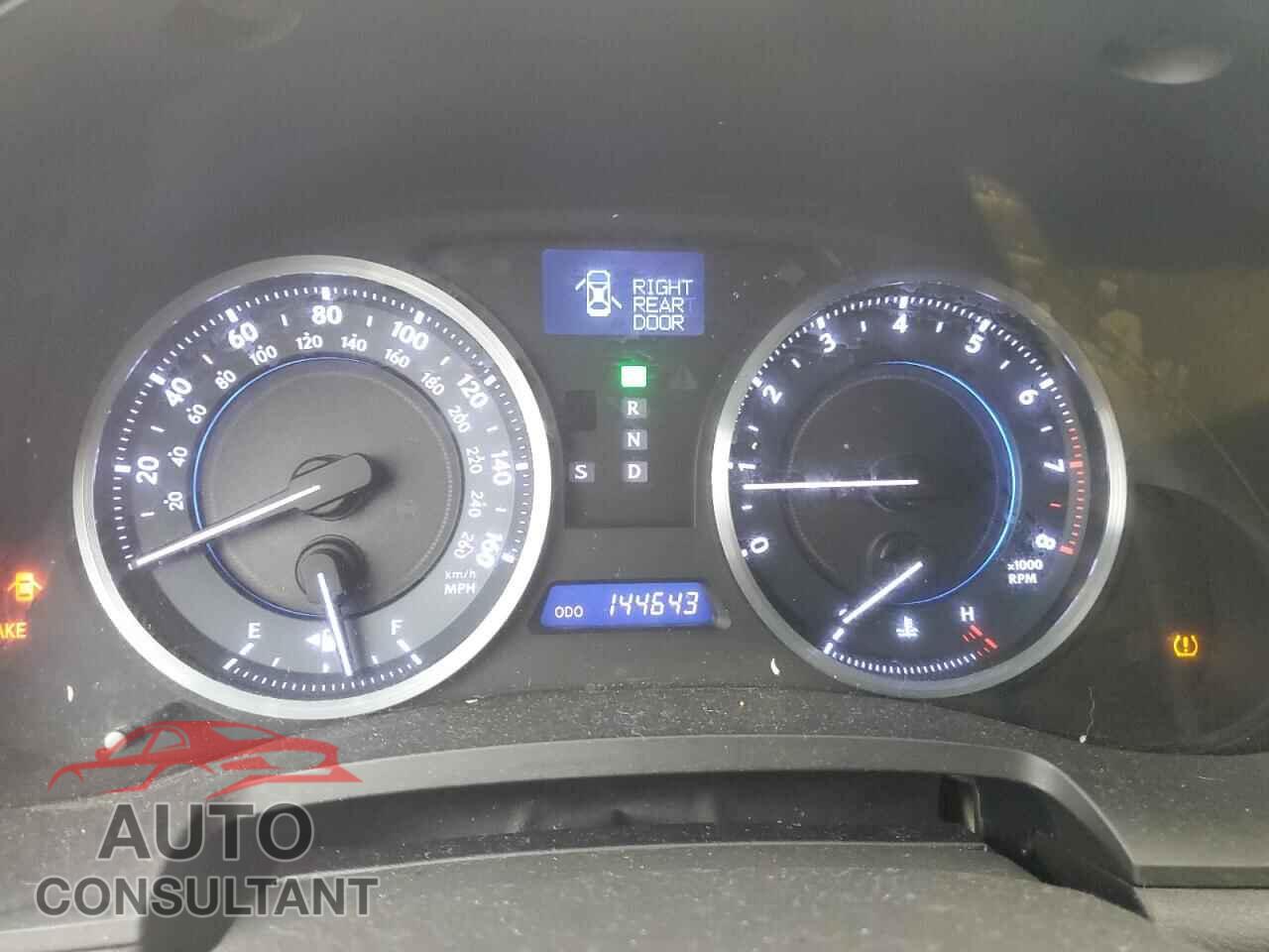 LEXUS IS 2012 - JTHCF5C24C5059533