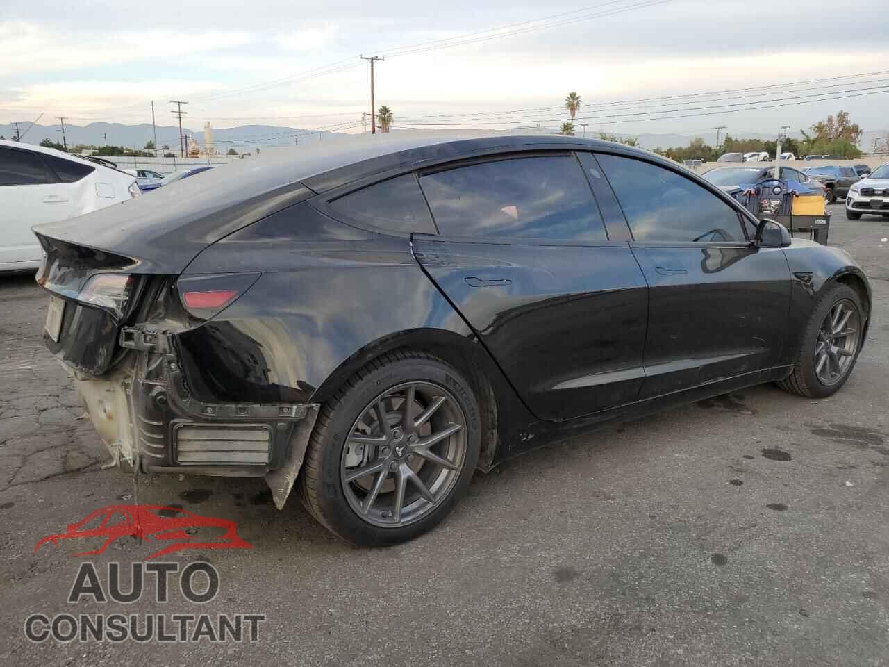TESLA MODEL 3 2023 - 5YJ3E1EA0PF558917