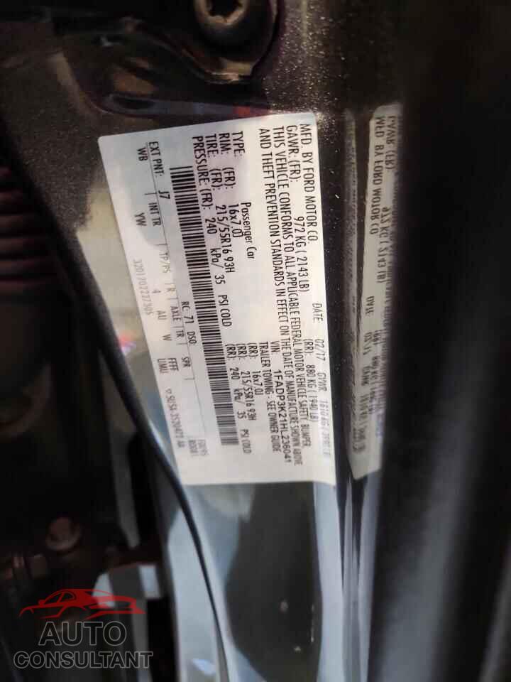 FORD FOCUS 2017 - 1FADP3K21HL236041