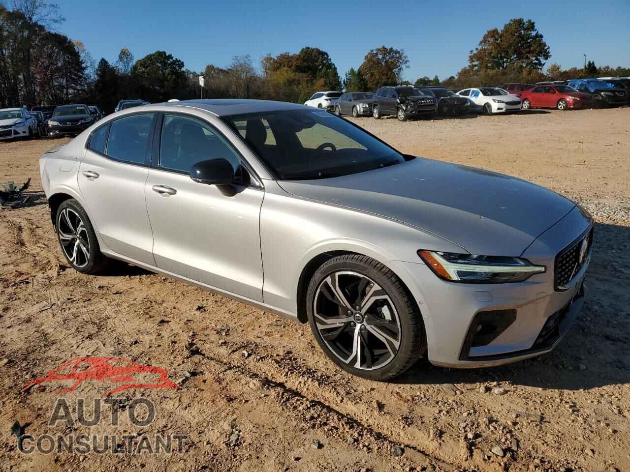 VOLVO S60 PLUS 2024 - 7JRL12FL6RG306830