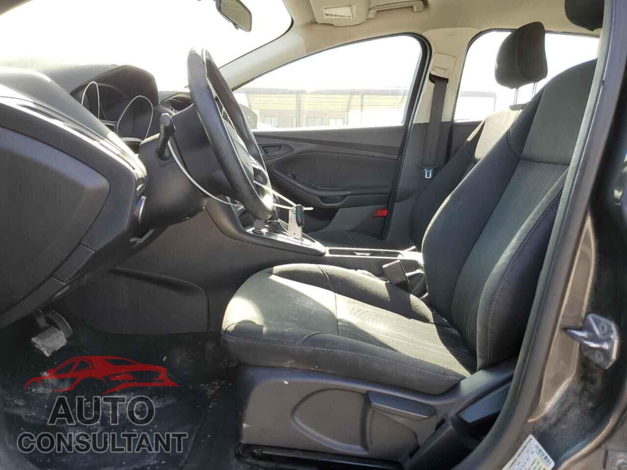 FORD FOCUS 2016 - 1FADP3E20GL253293