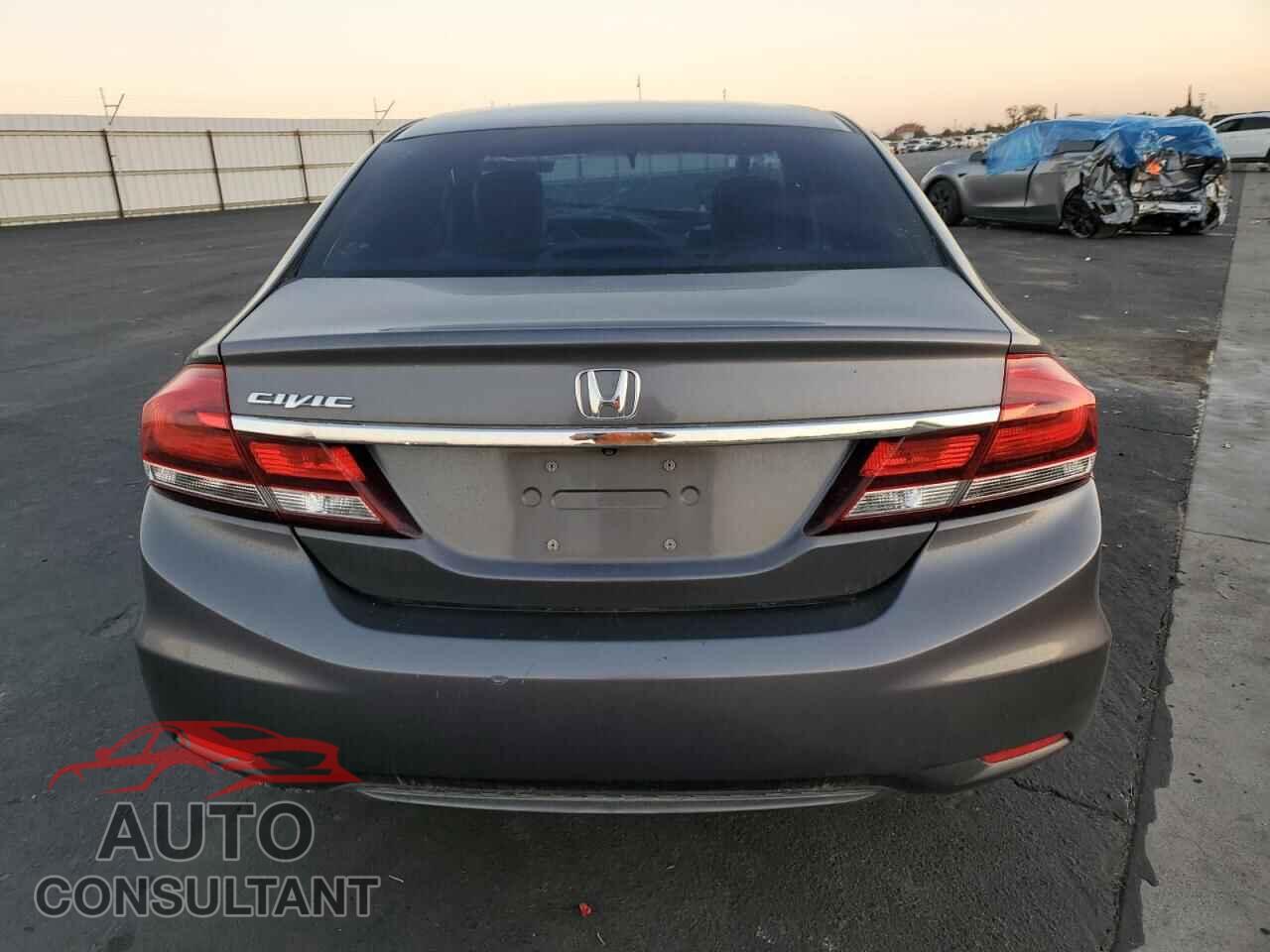 HONDA CIVIC 2015 - 2HGFB2F95FH512736