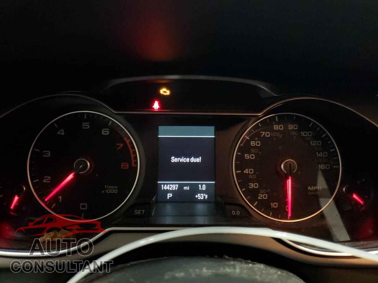 AUDI A4 2013 - WAUFFAFL5DN005393