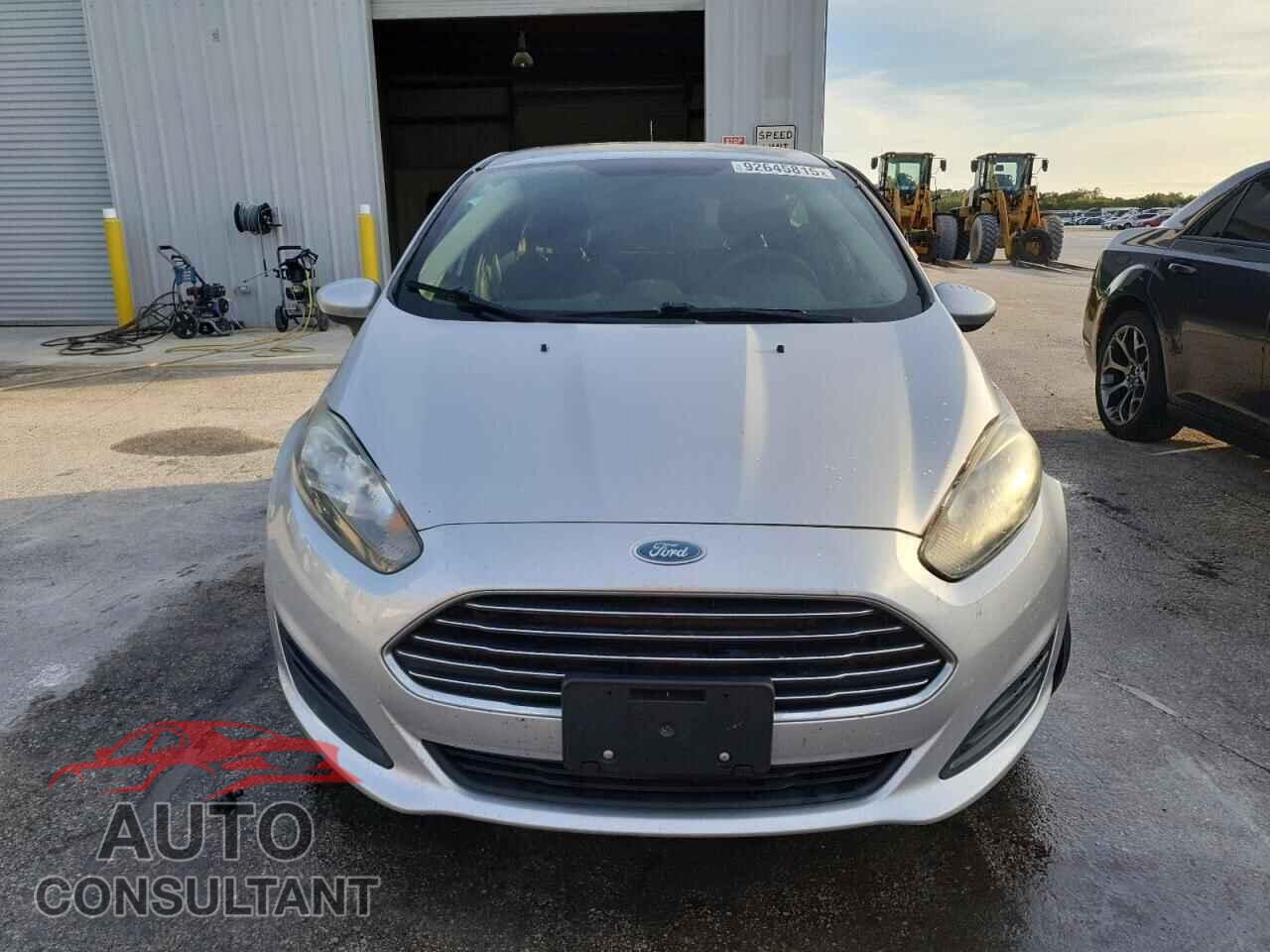 FORD FIESTA 2017 - 3FADP4EJ3HM146025
