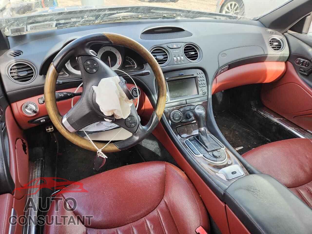 MERCEDES-BENZ SL-CLASS 2011 - WDBSK7BA7BF162692